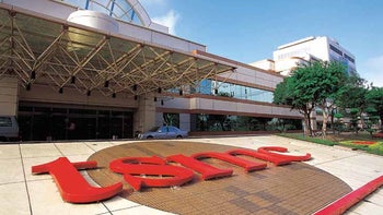 TSMC benefits from heavy demand for 5nm chips offsetting the loss of orders from Huawei