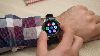 The aging Samsung Galaxy Watch scores a huge new update packed with Watch 3 features