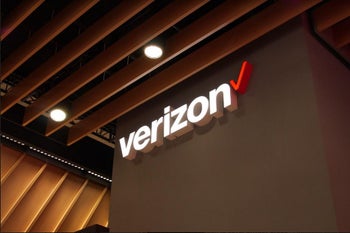 Verizon says that if you're having this issue, turn off 5G