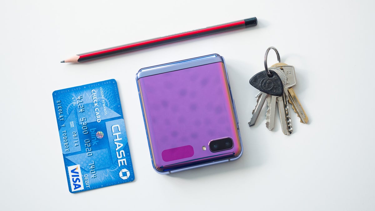 Aggressively priced Z Flip could help Samsung maintain dominance in 2021 amid new competition