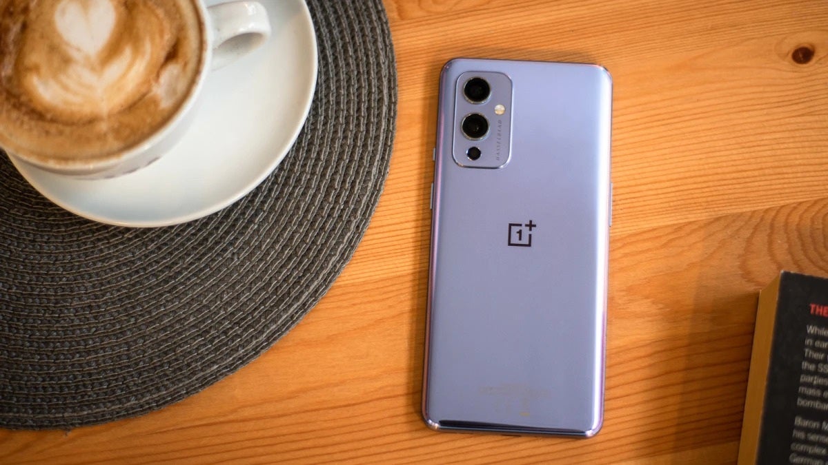OnePlus 9 vs Galaxy S21, iPhone 12 Pro camera comparison