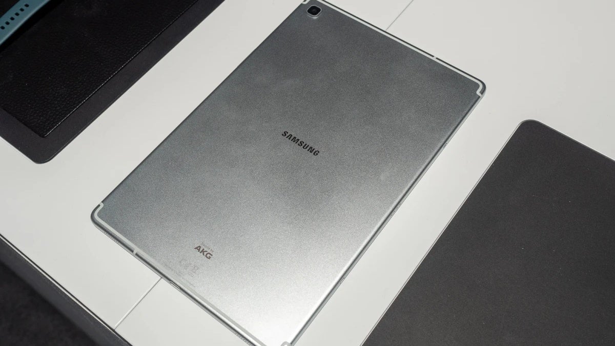 Samsung is delivering one more surprisingly early Android 11 update (with One UI 3.1)