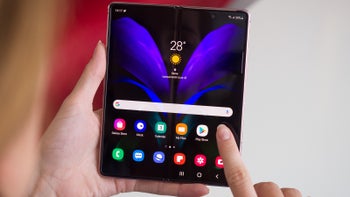 Budget Samsung Galaxy Z Fold Lite may not arrive this year