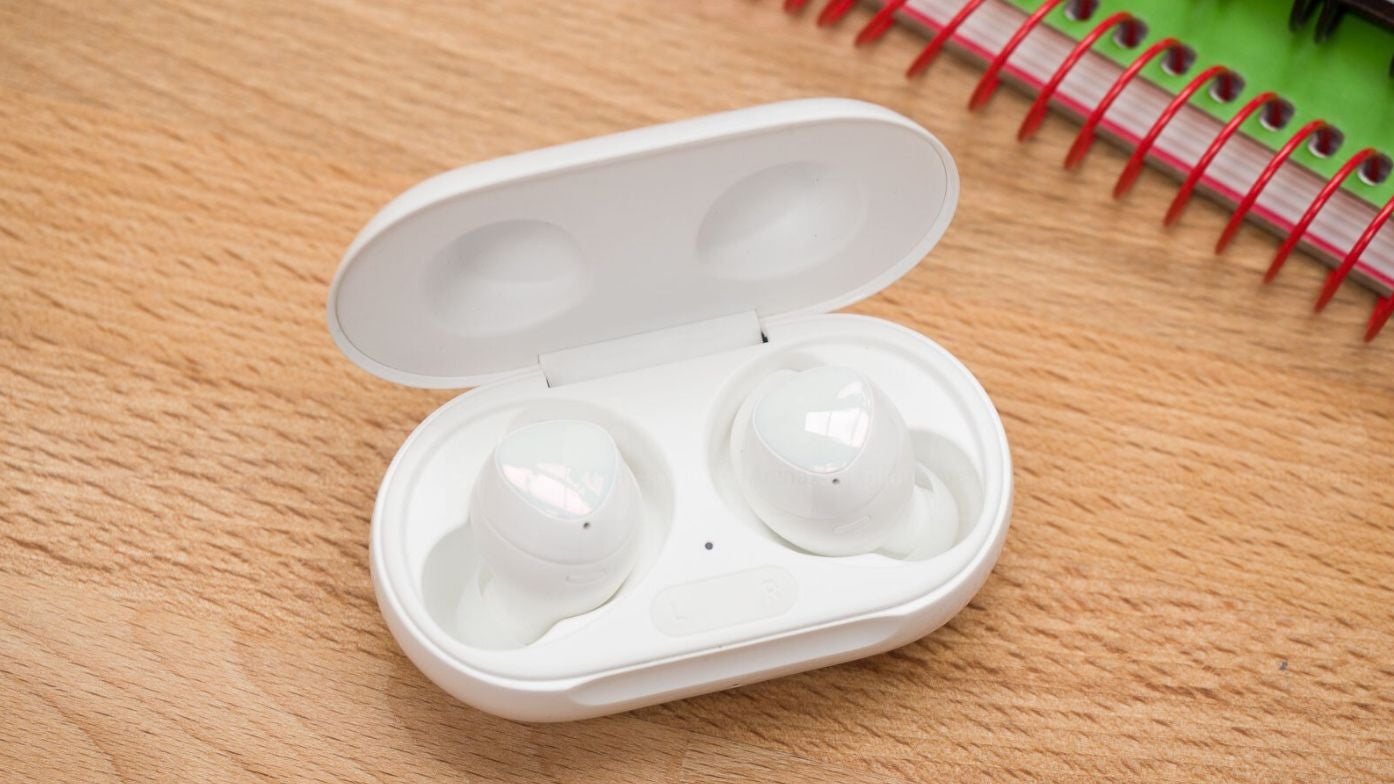 galaxy buds iphone