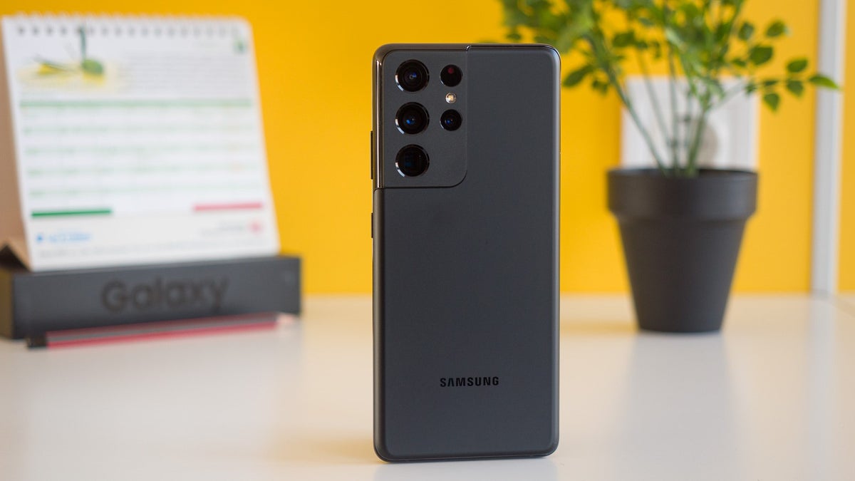 Samsung says strong Galaxy S21 sales helped drive up first quarter earnings