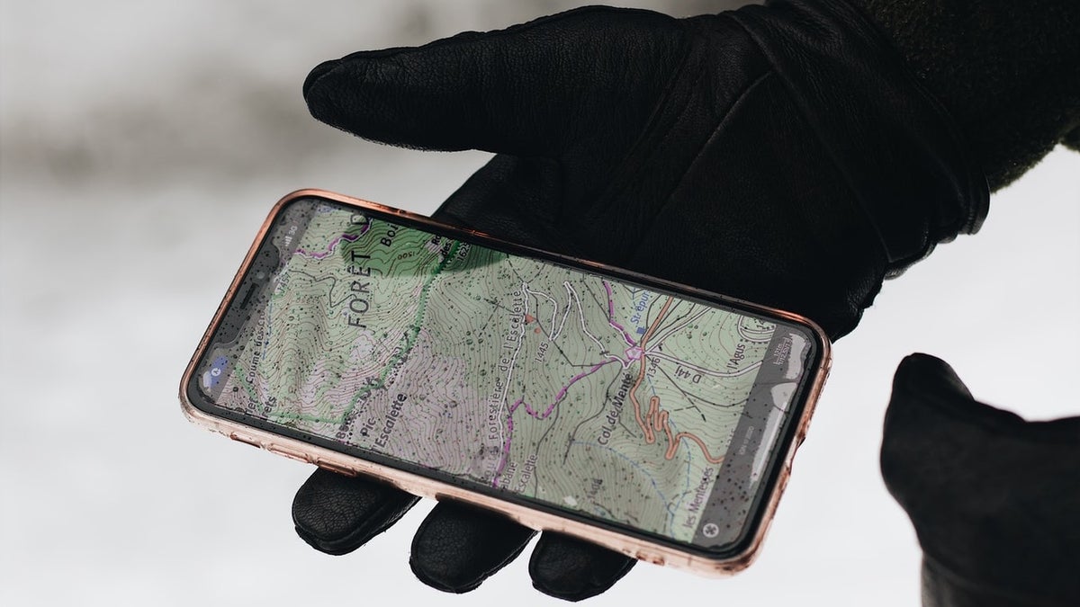 What to do with an AirTag that's lost, borrowed, or tracking you