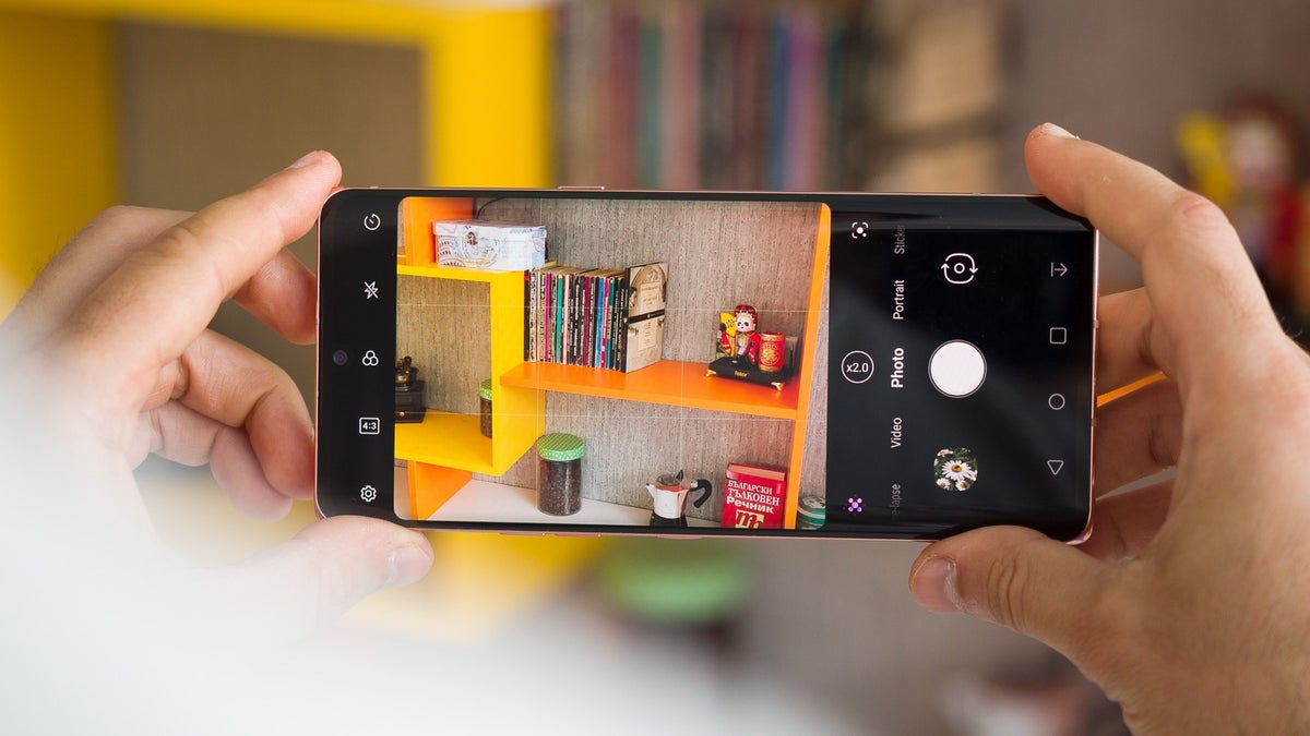 LG might be dead, but the Velvet 5G is alive and more attractive than ever at $280