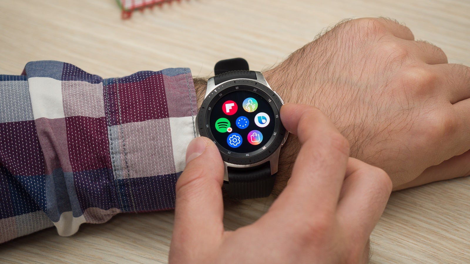 samsung galaxy watch applications