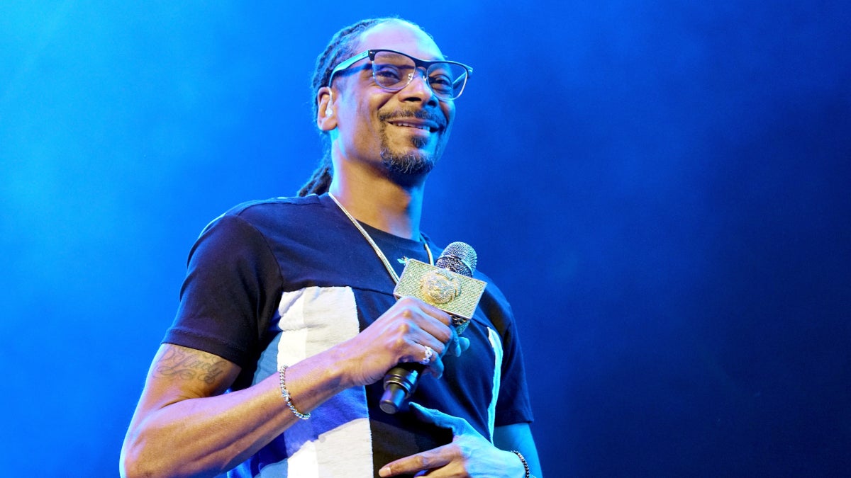 Apple failed again to create a social community for Apple Music