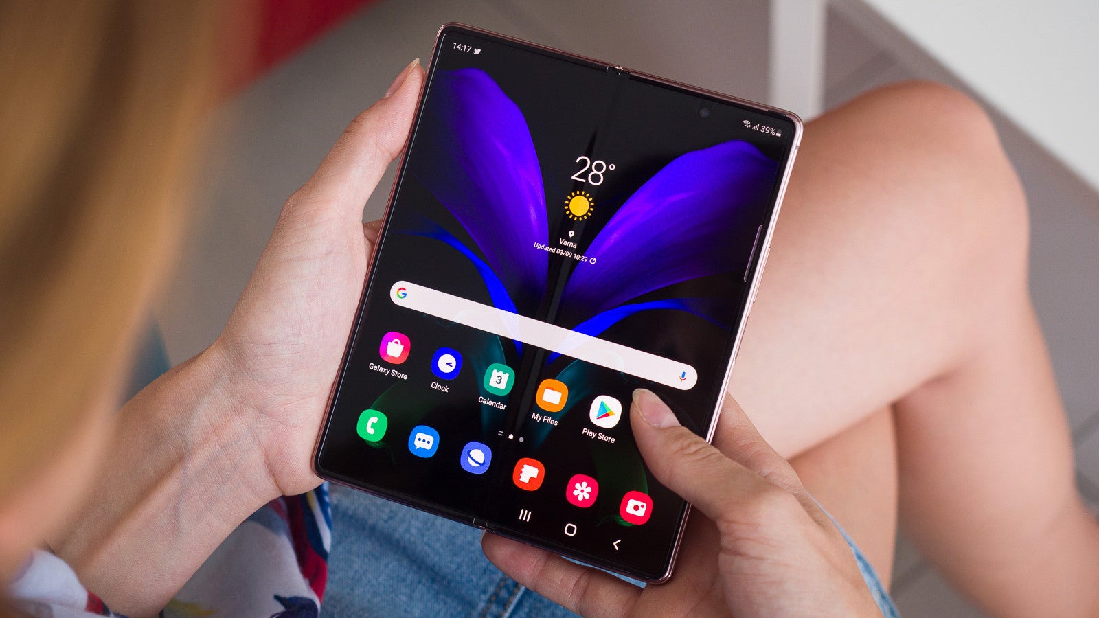 Galaxy z fold раскладушка