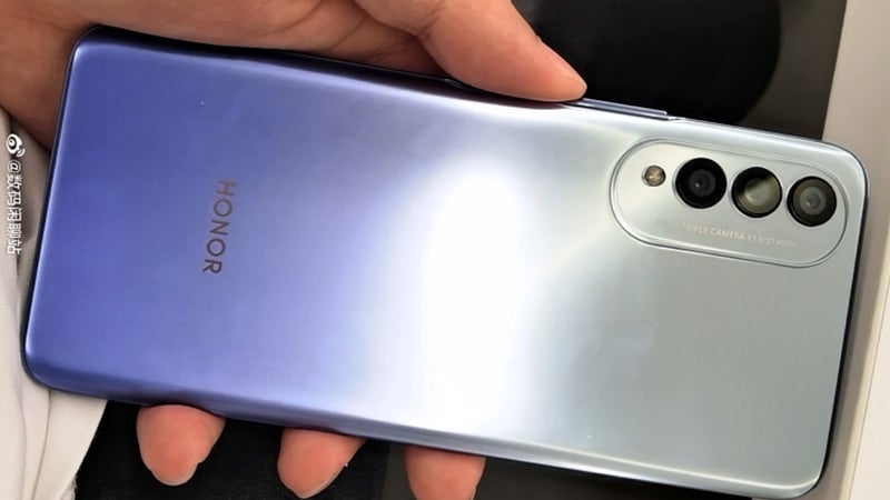 Honor's upcoming X20 mid-ranger looks like an Oppo and runs Google apps