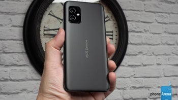 The unusually compact and affordable Asus ZenFone 8 with 5G is now available in the US