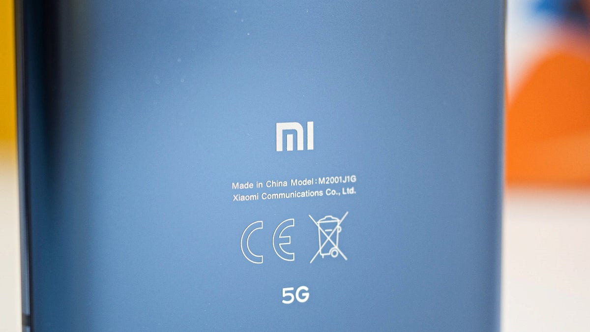 Xiaomi patent hints at rollable smartphone which extends from two sides of the screen