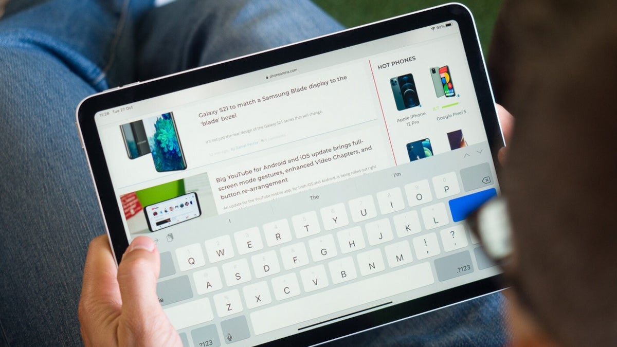 The OLED iPad Air could arrive in 2023 instead of next year