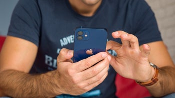 iPhone 12 showing strong sales despite upcoming iPhone 13 release