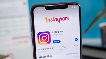 Instagram tests banner reminding subscribers to use Facebook