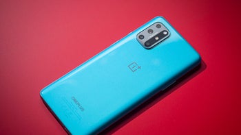 Some newer OnePlus 8T and 9R units come with the faster LPDDR5 RAM type