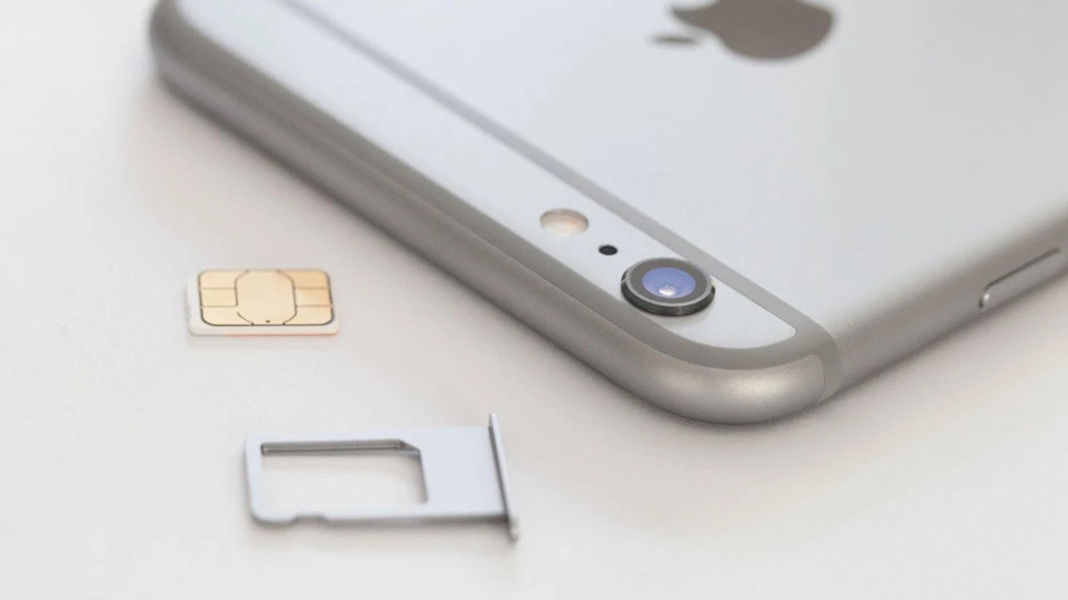 iPhone 12 mod allows dual SIM support