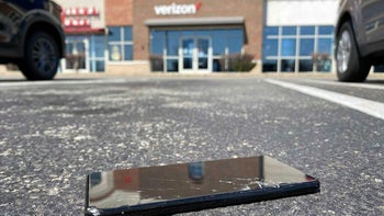 Verizon's awesome 'broken phone' deal is back with a bang to give T-Mobile a run for its money