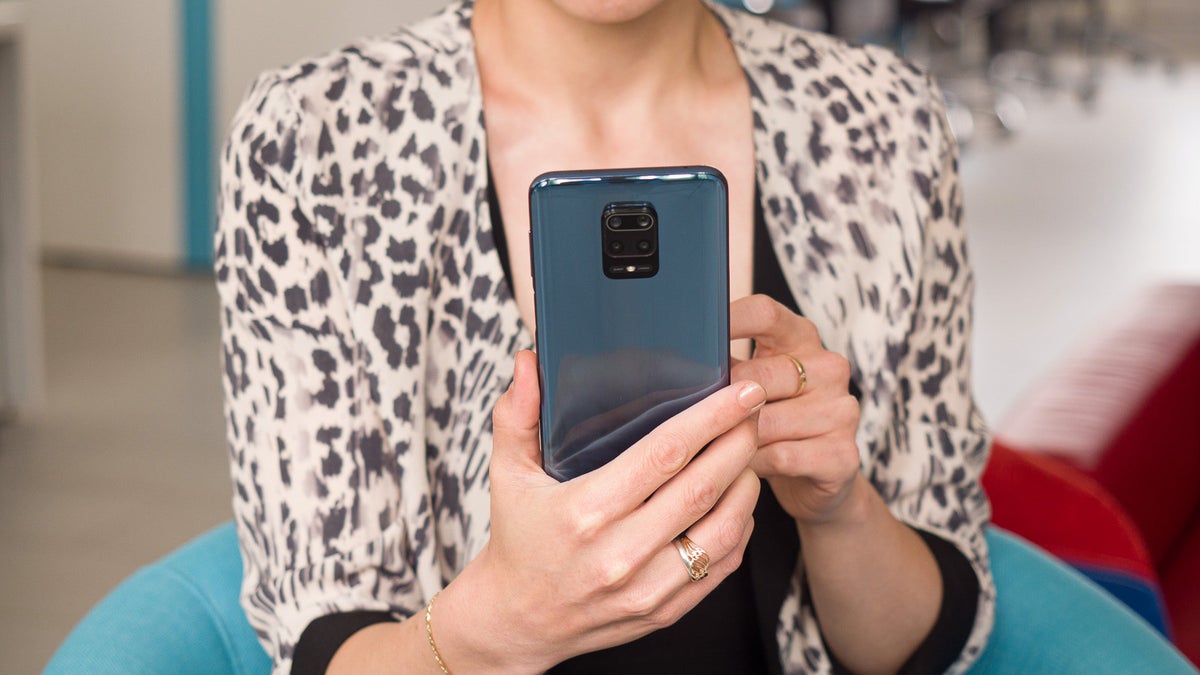 Samsung loses top spot in Europe as Xiaomi overtakes it for the first time