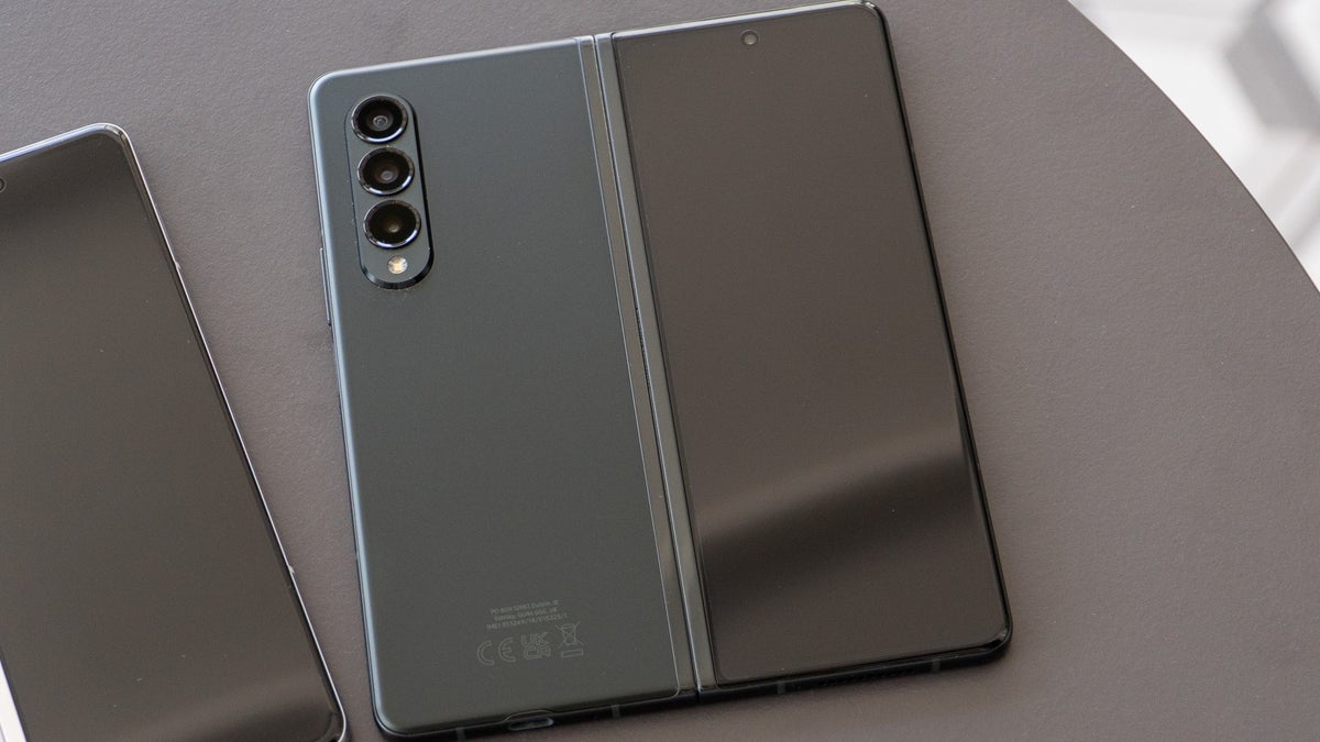 Phantom Green Galaxy Z Fold 3 pre-orders are already sold out