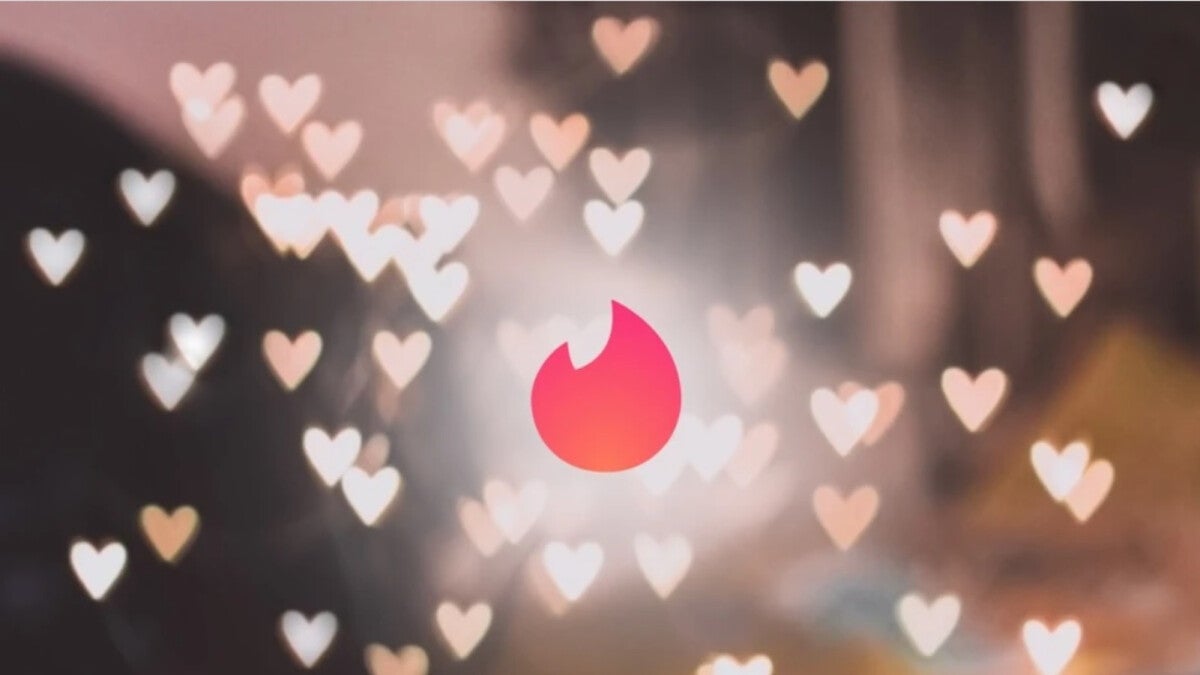 Tinder is using fake reviews to counter the negative reviews it's