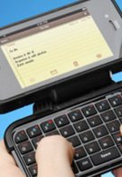 $50 iPhone case packs a usable QWERTY keyboard