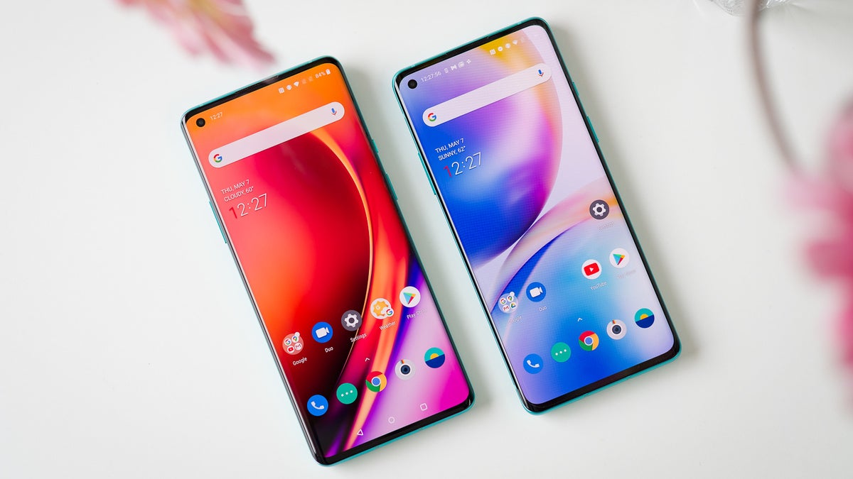 New OnePlus 8/8 Pro update adds Bitmoji co-designed with Snapchat, more