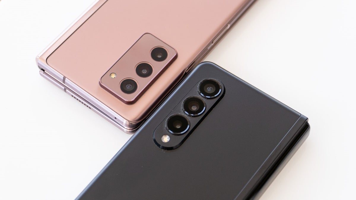 Best Samsung Galaxy Z Fold 3 chargers
