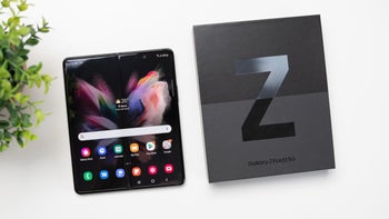 Unlock the bootloader on the 5G Samsung Galaxy Z Fold 3 and its cameras become disabled