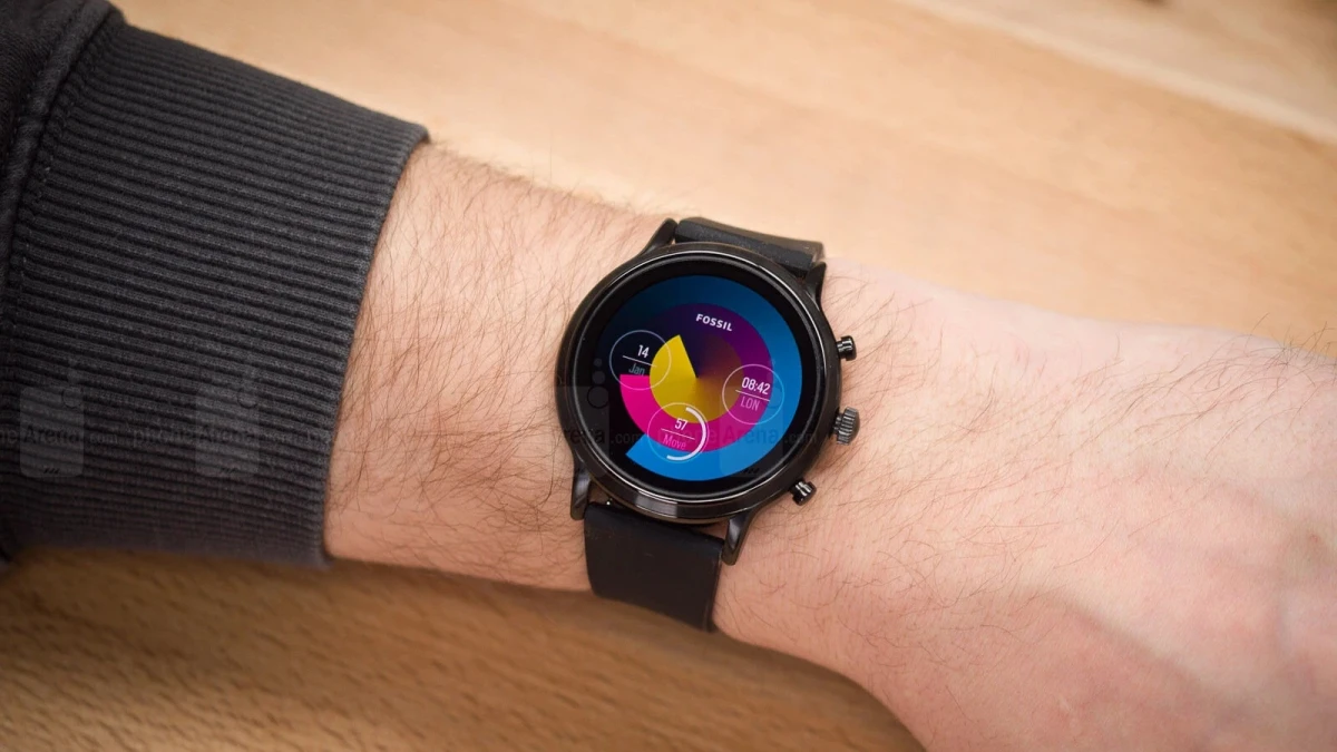 Fossil Gen 5 smartwatches get stripped of more than half of its watch faces