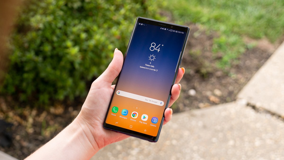 AT&T starts sending Samsung smartphones to customers affected by its 3G shutdown