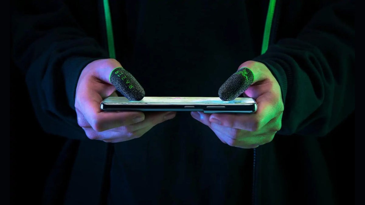 Razer's anti-sweat finger sleeves for mobile gamers: badass or ridiculous?