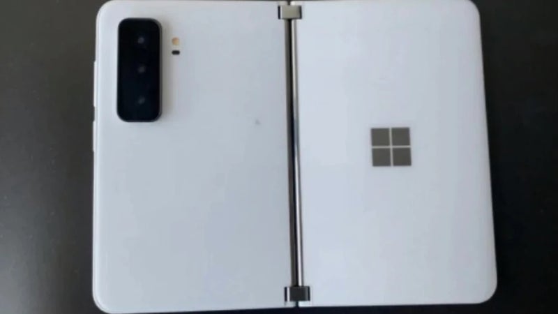 Visit to the FCC reveals 5G support for the Surface Duo 2
