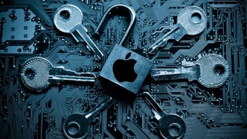 Apple scorned researchers who found security flaws, now responds