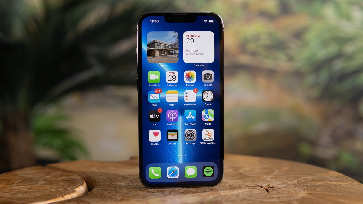 iPhone 13 Pro has costlier components than the higher-priced Galaxy S21 Plus