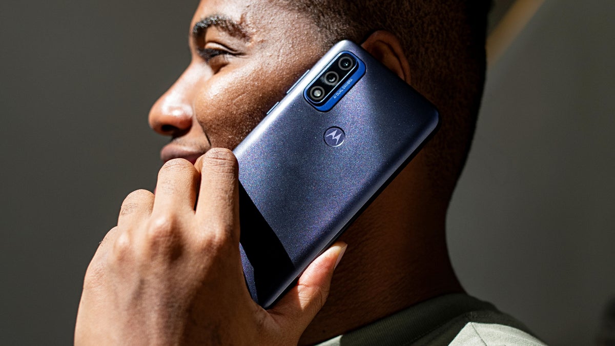 Budget-friendly Motorola Moto G Pure is here with a two-day battery life