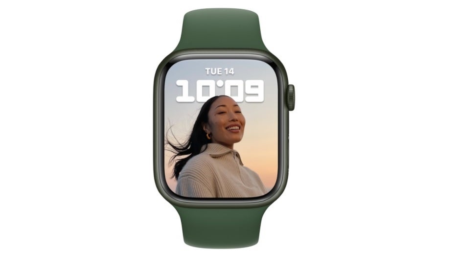 Apple Store demo unit reveals unused Apple Watch Pro name and logo