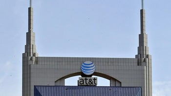 AT&T bidding the most in a mid-band 5G spectrum auction already worth $21+ billion