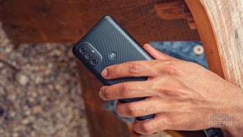 The Motorola Moto G Power (2022) is here with a 90Hz display and a 3-day battery life