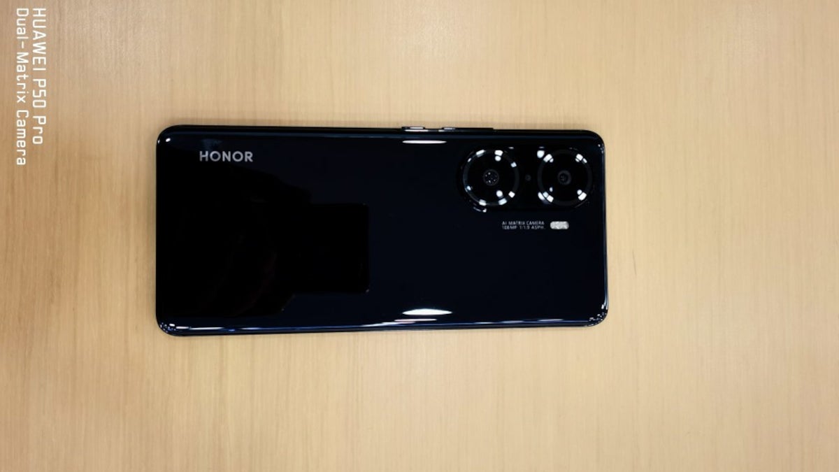 Honor 60 and Honor 60 Pro live photos reveal more details