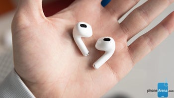 The best Black Friday 2021 deal on Apple's hot new AirPods 3 is still going strong