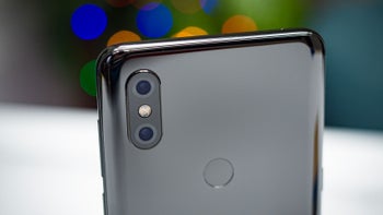 Poll: Which is the best phone material? Plastic vs Glass vs Metal vs Ceramic