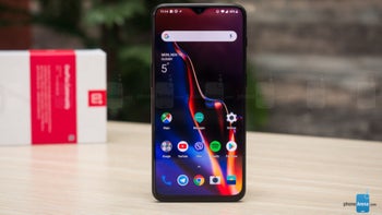 Despite their age, the OnePlus 6 and OnePlus 6T both receive a software update