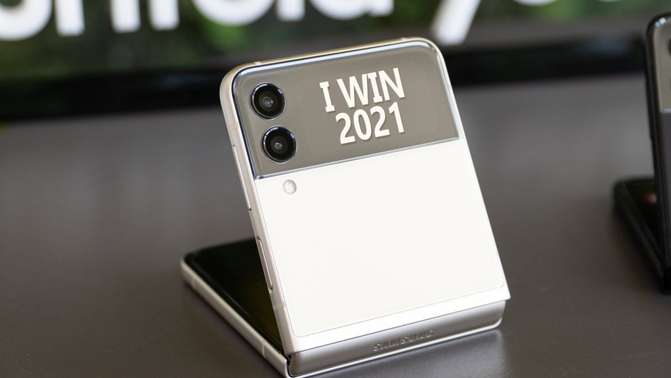 PhoneArena - Phone News, Reviews and Specs