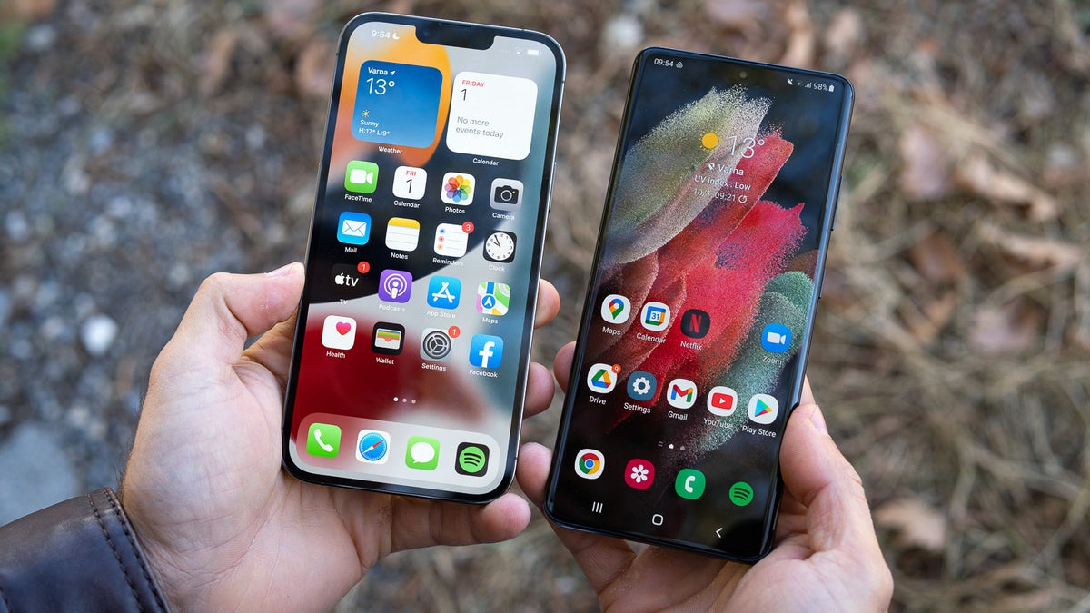 Would you buy an iPhone if it looked like a Samsung Galaxy?