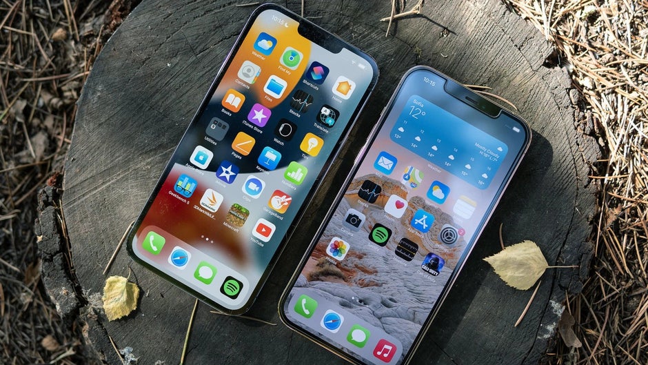 The iPhone 14 Max might have a 120Hz display, all things considered