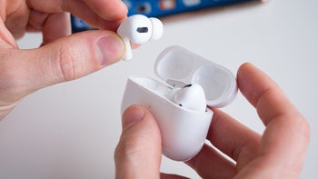Top analyst Kuo leaks more information about the AirPods Pro 2 and its charging case