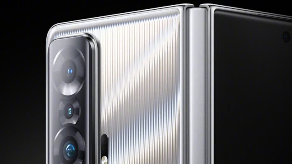 Honor CEO shows off foldable Magic V on video; phone to be unveiled January 10th