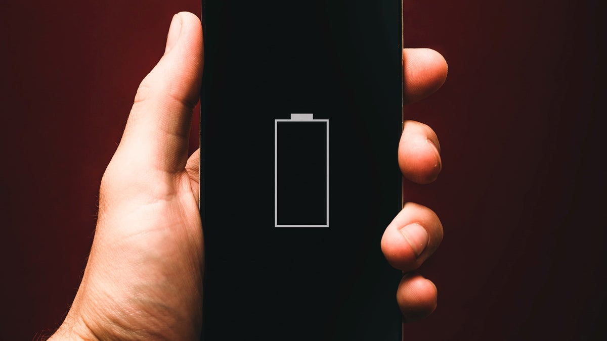 Official Samsung 45W charger meant to pair with the Galaxy S22 Ultra leaks